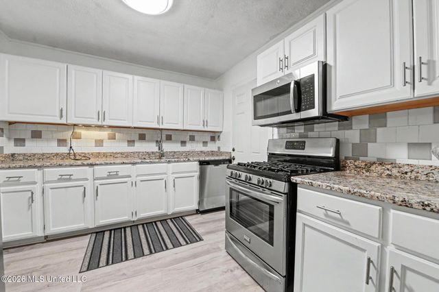3214 Wesley Street, Pascagoula, MS 39567