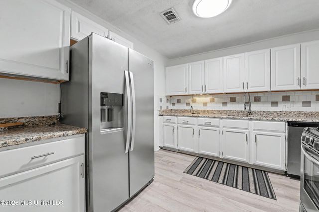 3214 Wesley Street, Pascagoula, MS 39567