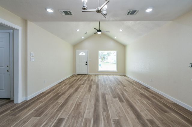 18715 Ratho Court, Conroe, TX 77306