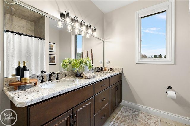 69211 Meadowbrook Lane, Bruce Twp, MI 48065