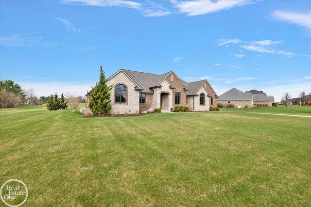 69211 Meadowbrook Lane, Bruce Twp, MI 48065