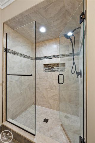 69211 Meadowbrook Lane, Bruce Twp, MI 48065