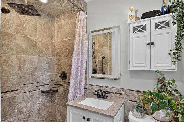 1251 Union Cross Road, Kernersville, NC 27284
