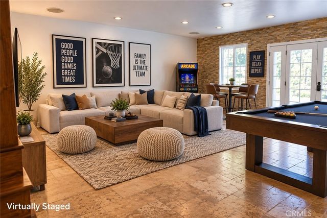 16633 Oak View Drive, Encino, CA 91436