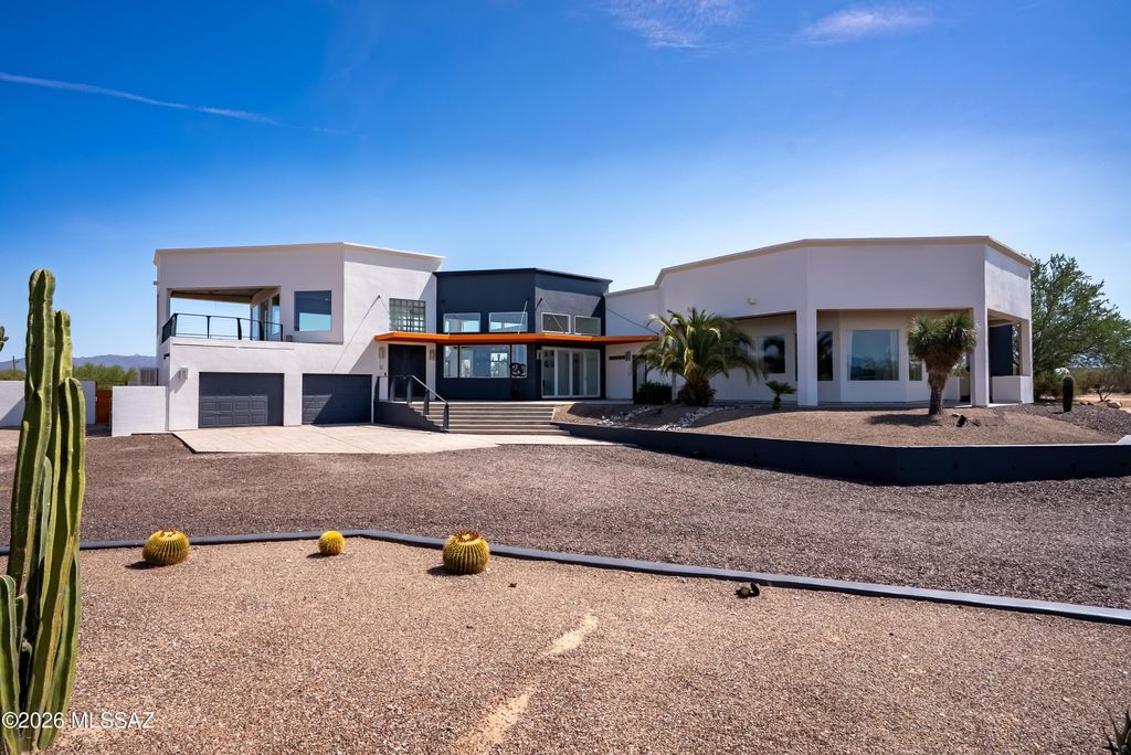 9725 N Linda Vista Place, Tucson, AZ 85742