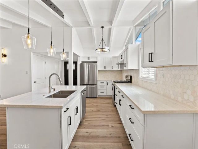 10813 First Avenue, Whittier, CA 90603
