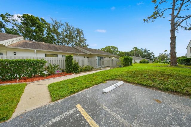 1725 PINE RIDGE WAY E 518E, Palm Harbor, FL 34684