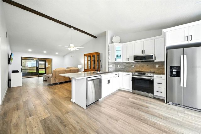 1725 PINE RIDGE WAY E 518E, Palm Harbor, FL 34684