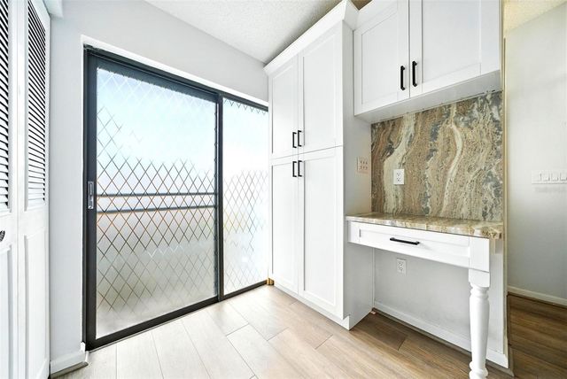 1725 PINE RIDGE WAY E 518E, Palm Harbor, FL 34684