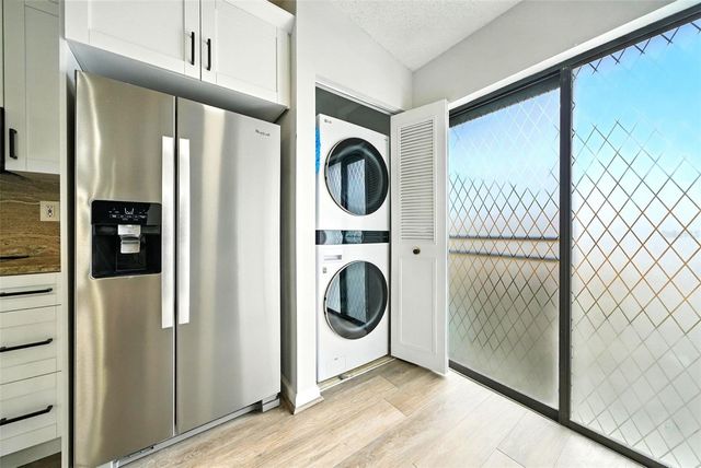 1725 PINE RIDGE WAY E 518E, Palm Harbor, FL 34684