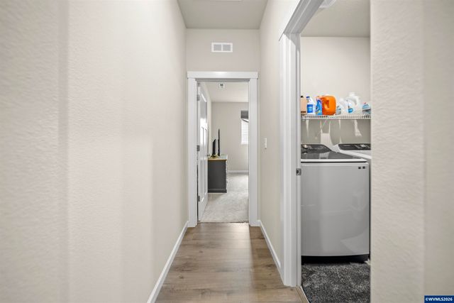 900 Marie St, Mt Angel, OR 97362