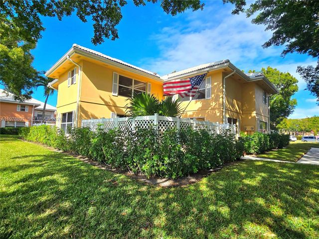 1931 Hartford Ct 21C, West Palm Beach, FL 33409