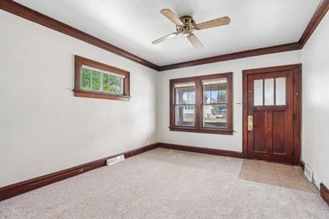 7631 W Center STREET, Milwaukee, WI 53222