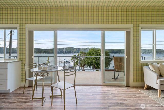 13320 E State Route 106, Belfair, WA 98528