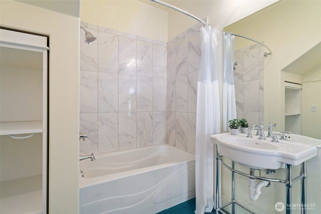 13320 E State Route 106, Belfair, WA 98528