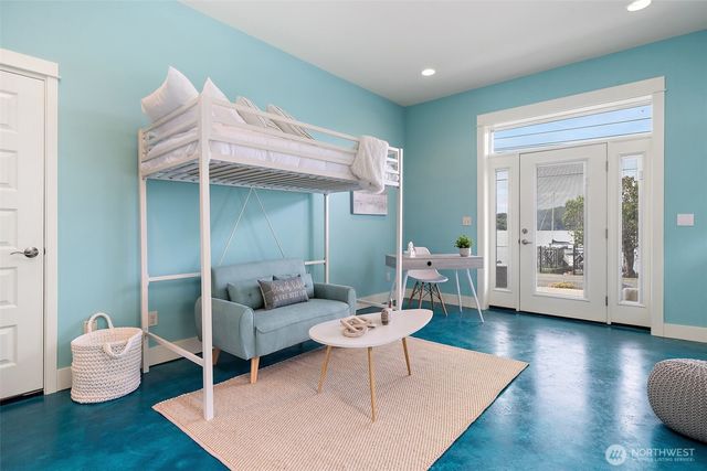 13320 E State Route 106, Belfair, WA 98528