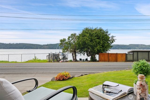 13320 E State Route 106, Belfair, WA 98528