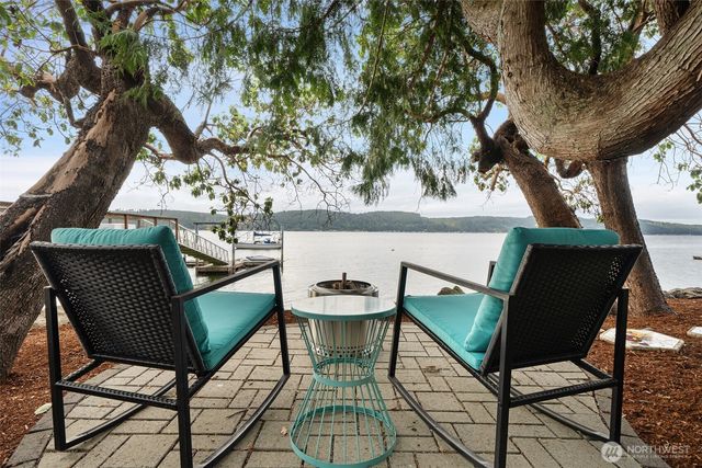 13320 E State Route 106, Belfair, WA 98528