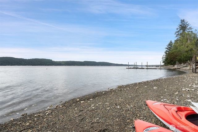 13320 E State Route 106, Belfair, WA 98528