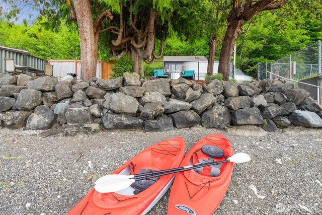 13320 E State Route 106, Belfair, WA 98528