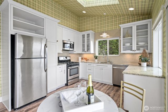 13320 E State Route 106, Belfair, WA 98528