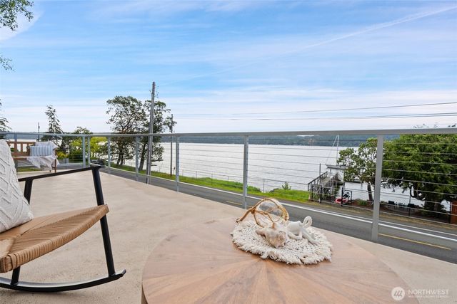 13320 E State Route 106, Belfair, WA 98528