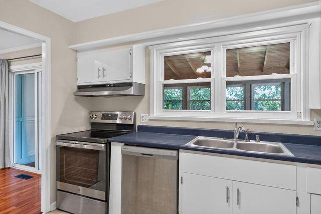 115 Cherry Road Court, Berea, KY 40403