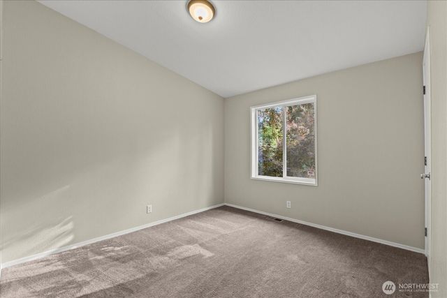 11652 State Route 525, Clinton, WA 98236