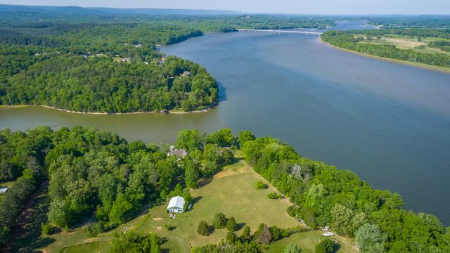 16624 N Star Cir, Bakewell, TN 37373