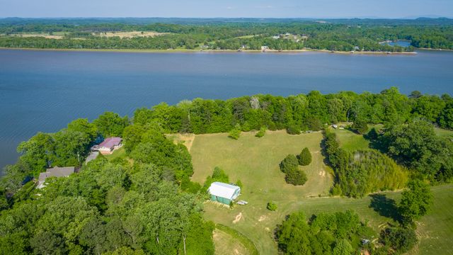 16624 N Star Cir, Bakewell, TN 37373