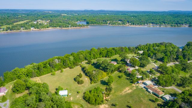 16624 N Star Cir, Bakewell, TN 37373
