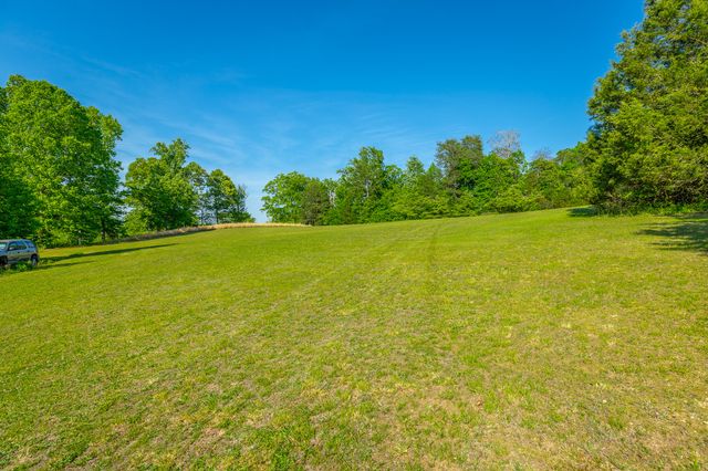 16624 N Star Cir, Bakewell, TN 37373
