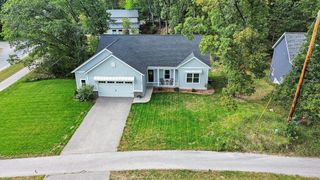 17745 Hiawatha Drive, Spring Lake Twp, MI 49456