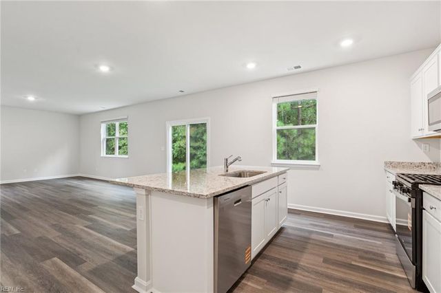 5005 Melanie CT, Suffolk, VA 23434
