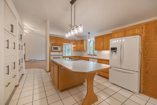 14023 E 12TH Ave, Veradale, WA 99037