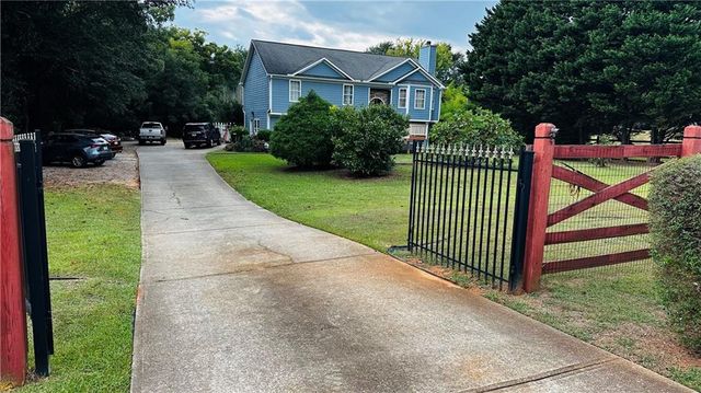 6075 Lights Ferry Road, Flowery Branch, GA 30542