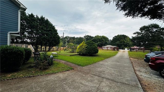 6075 Lights Ferry Road, Flowery Branch, GA 30542