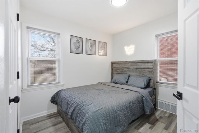 9586 Beaverland, Detroit, MI 48239