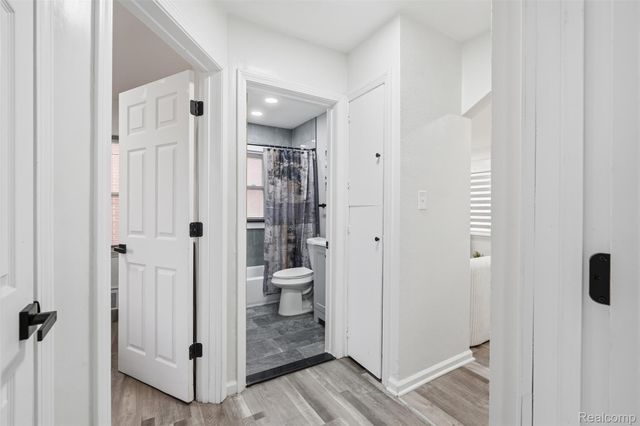 9586 Beaverland, Detroit, MI 48239