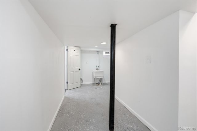 9586 Beaverland, Detroit, MI 48239