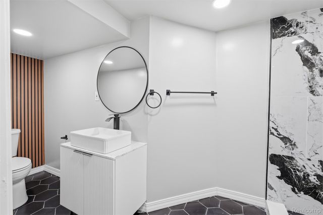 9586 Beaverland, Detroit, MI 48239