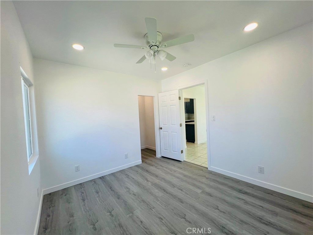 Image 13 of property listing at 10372 Mariposa, South Gate, CA 90280