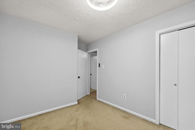 8170 SINCLAIR MILL RD, Manassas, VA 20112
