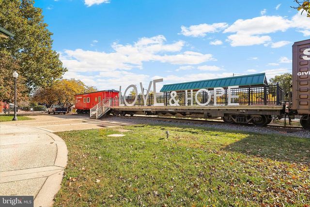 8170 SINCLAIR MILL RD, Manassas, VA 20112