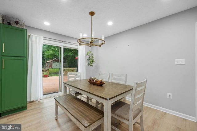 8170 SINCLAIR MILL RD, Manassas, VA 20112