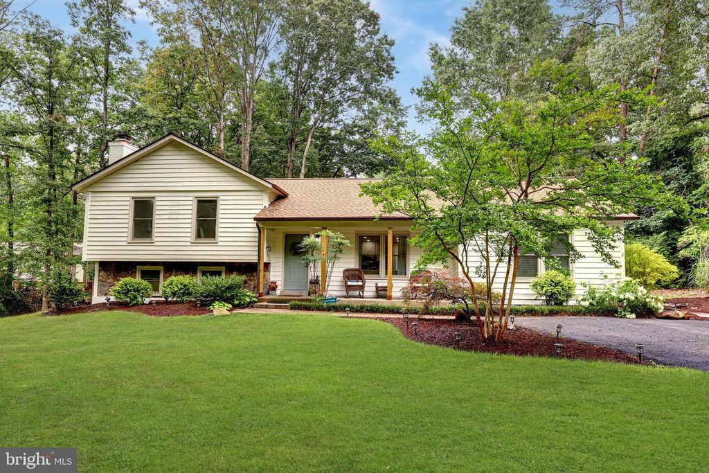 8170 SINCLAIR MILL RD, Manassas, VA 20112
