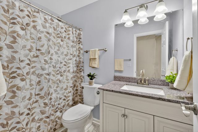 1705 S Bonham Ct, Old Hickory, TN 37138