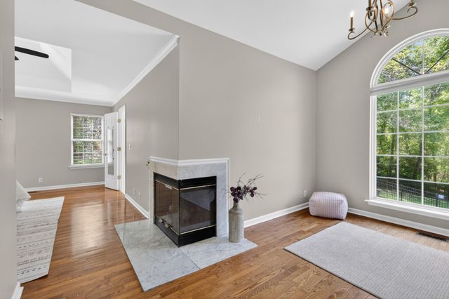 1705 S Bonham Ct, Old Hickory, TN 37138