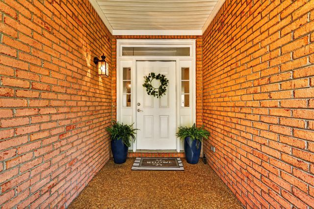 1705 S Bonham Ct, Old Hickory, TN 37138