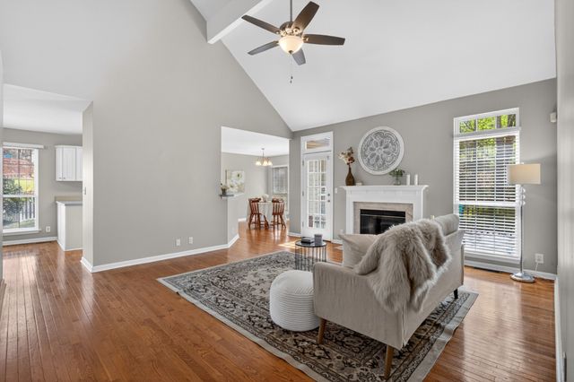 1705 S Bonham Ct, Old Hickory, TN 37138